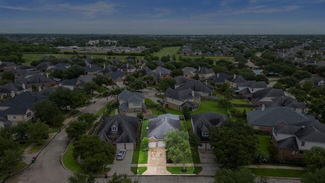 Building Photo - 4016 Candle Cove Ct