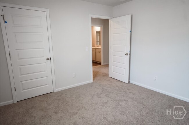 Building Photo - 102 Red Admiral Ln