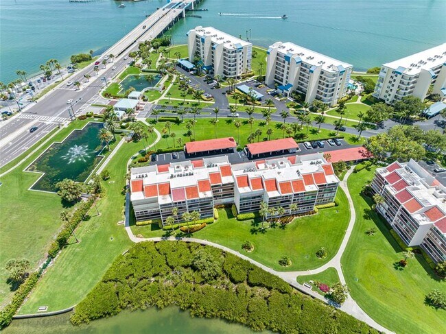 Building Photo - 7871 Sailboat Key Blvd S