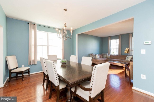 Building Photo - 17670 Cleveland Park Drive