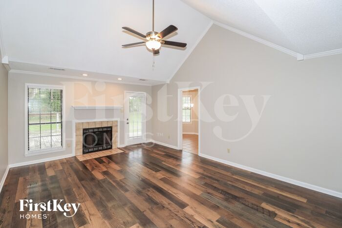 Building Photo - 9166 Valkrie Ln