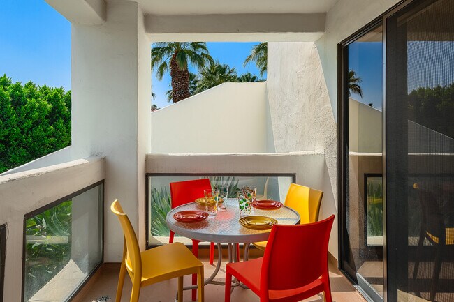 Building Photo - 255 E Avenida Granada