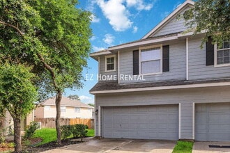 Building Photo - 14322 Mooreview Ln