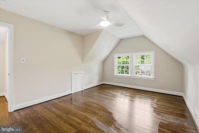 Building Photo - 7825 Oldchester Rd