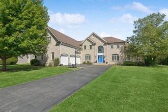Building Photo - 391 Lake Run Ln