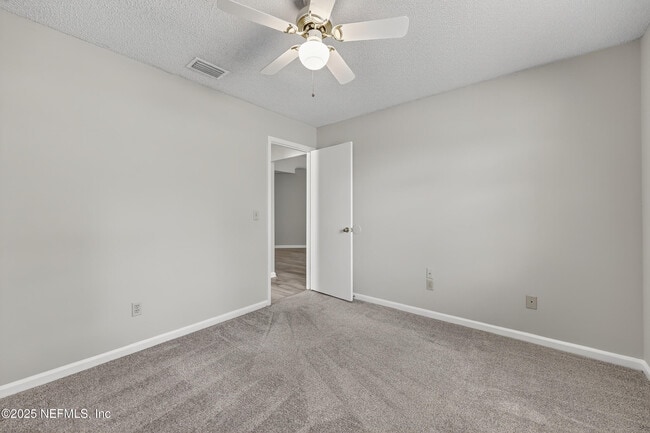 Building Photo - 12119 Cancun Dr