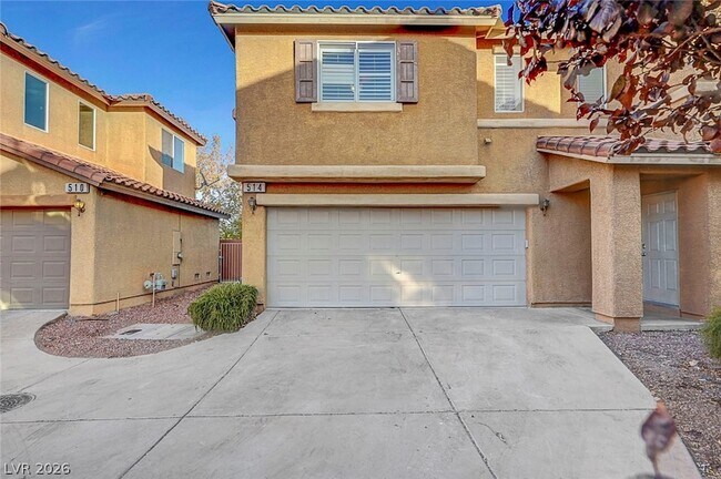 Building Photo - 514 Eresma St