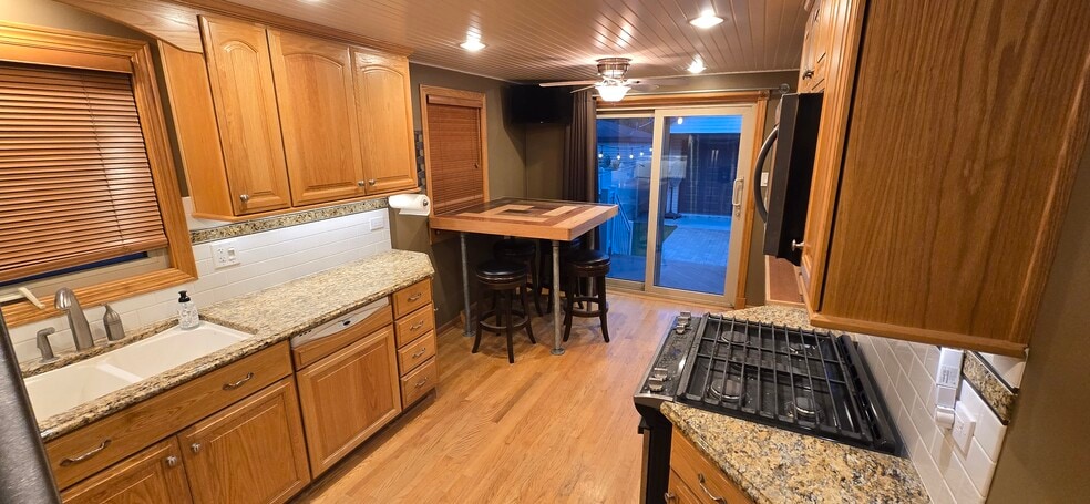 Building Photo - 5155 S Mobile Ave