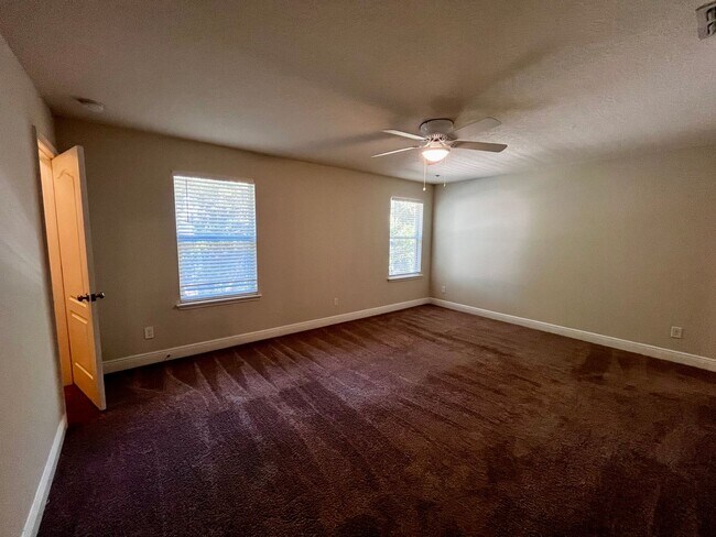 Building Photo - 7506 Aloma Pines Ct