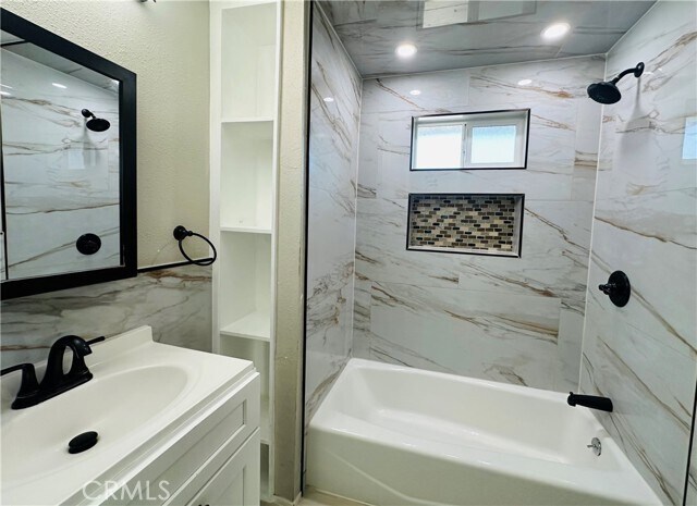 Building Photo - 761 N L St