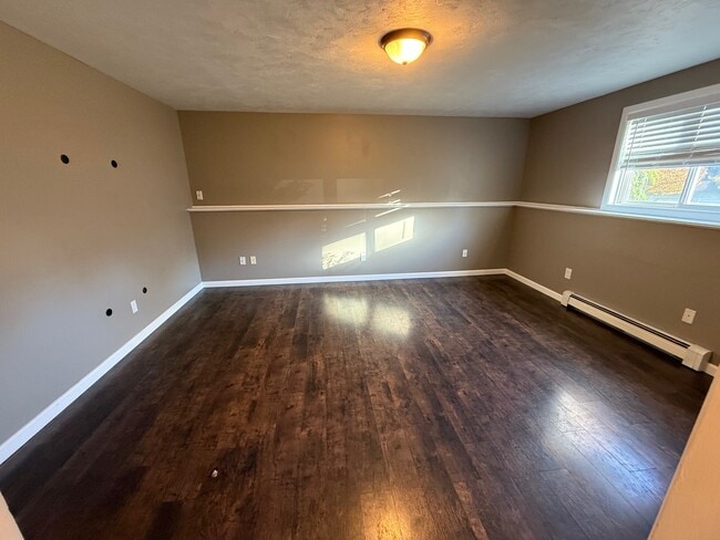 Building Photo - 503 N Yellowstone Ave