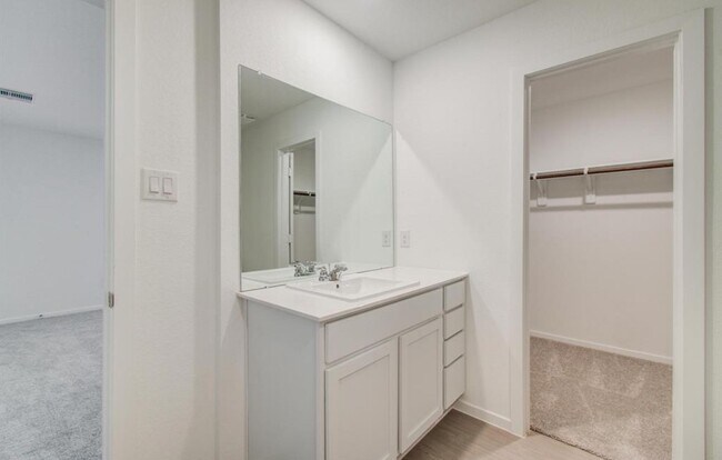 Building Photo - 18027 Valle Cupa Ln