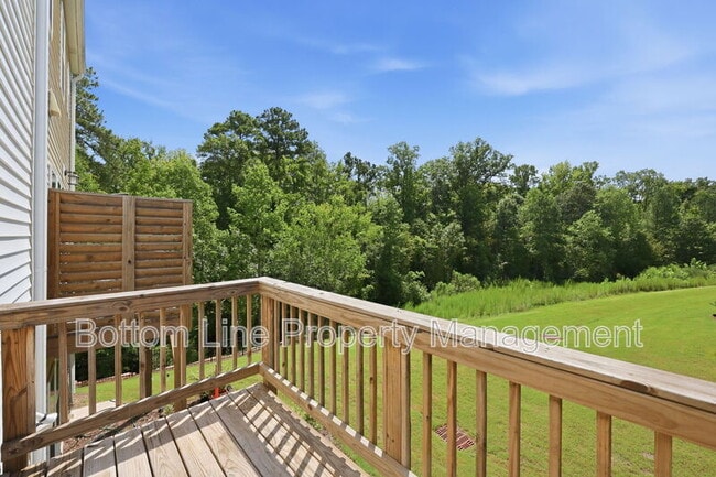 Building Photo - 1204 Lily Loch Wy