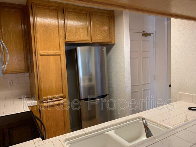 Building Photo - 5645 Friars Rd