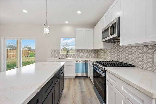 Building Photo - 12650 Sai Baba Dr