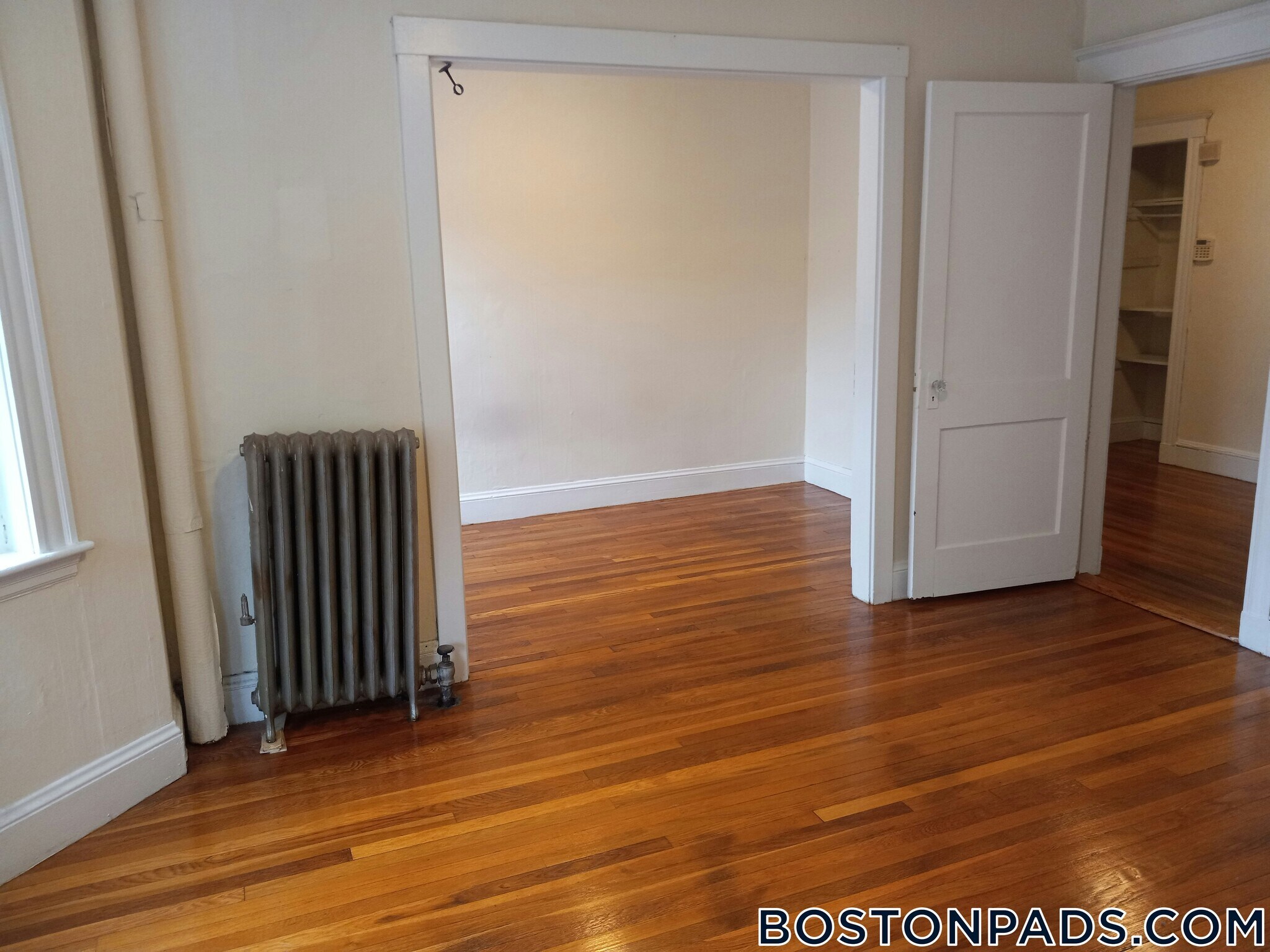 Building Photo - 11 Barrows St