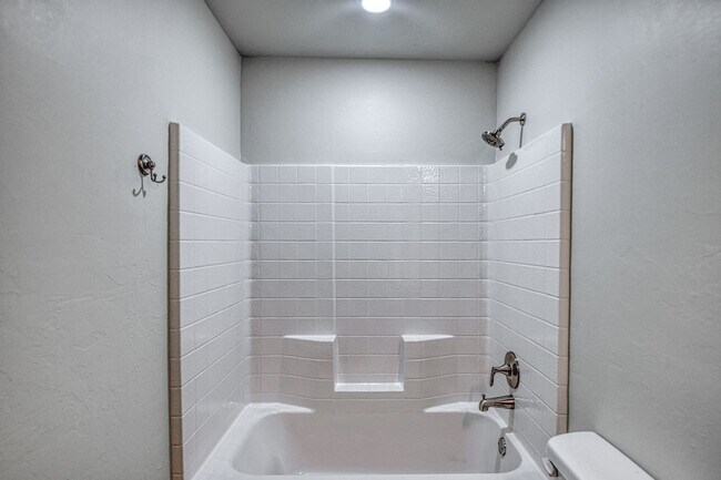 Building Photo - New Construction in Varenna Landing! Storm shelter and lawn care included!