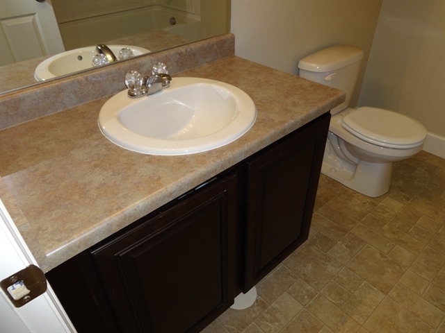 Building Photo - 9438 E 109th Ave