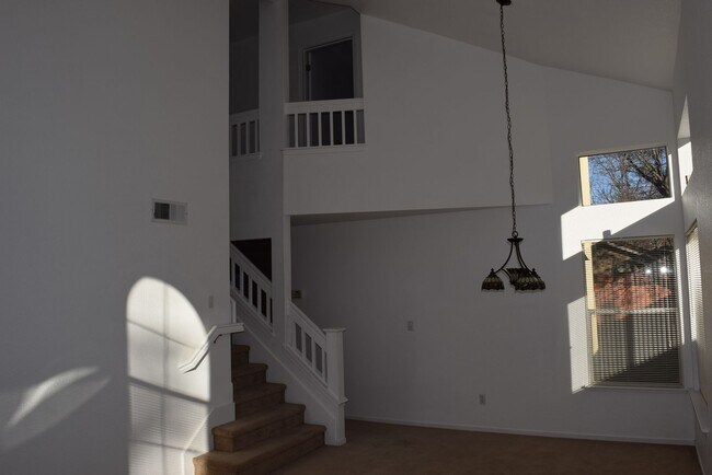 Building Photo - Coming Soon Spacious North Tracy Home – 4 Bedrooms | 2.5 Bathrooms