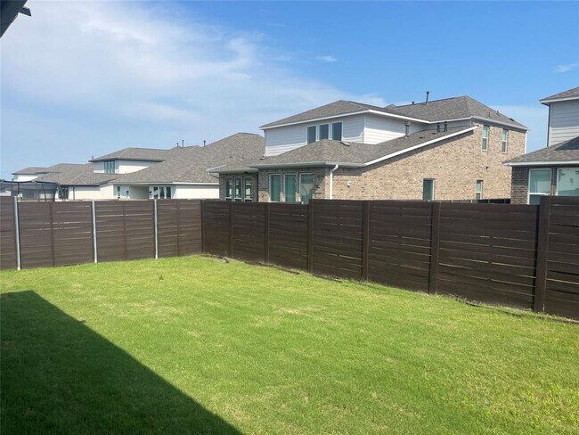 Building Photo - 716 Leeward Pass