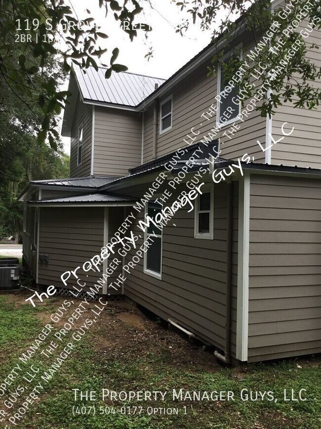 Building Photo - 119 S Grove St