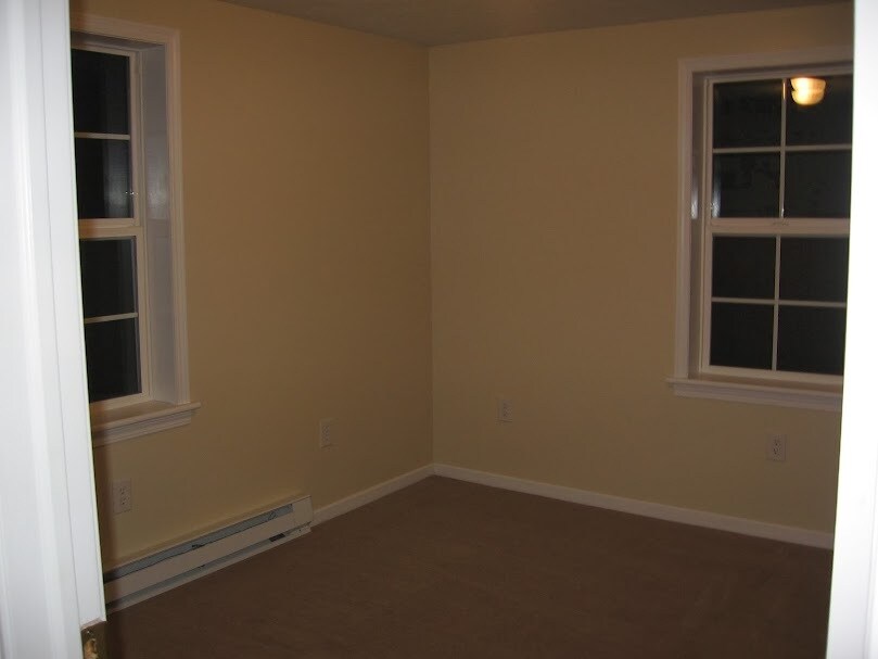 Building Photo - 946 Buena Vista Boulevard