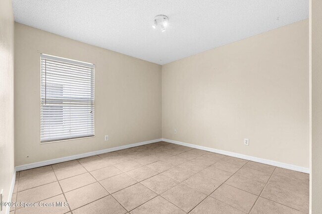 Building Photo - 4211 Swanna Dr