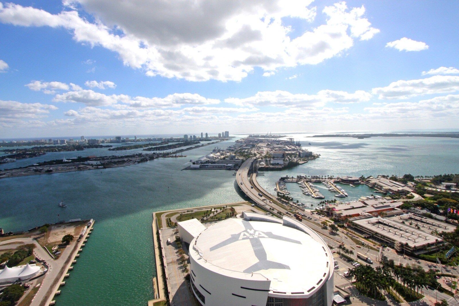 Building Photo - 888 Biscayne Blvd