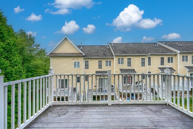 Building Photo - 239 Anvil Way