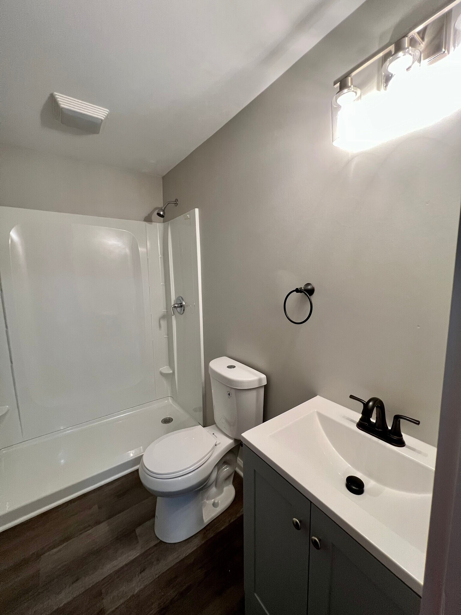 Building Photo - 314 Mosier Ave