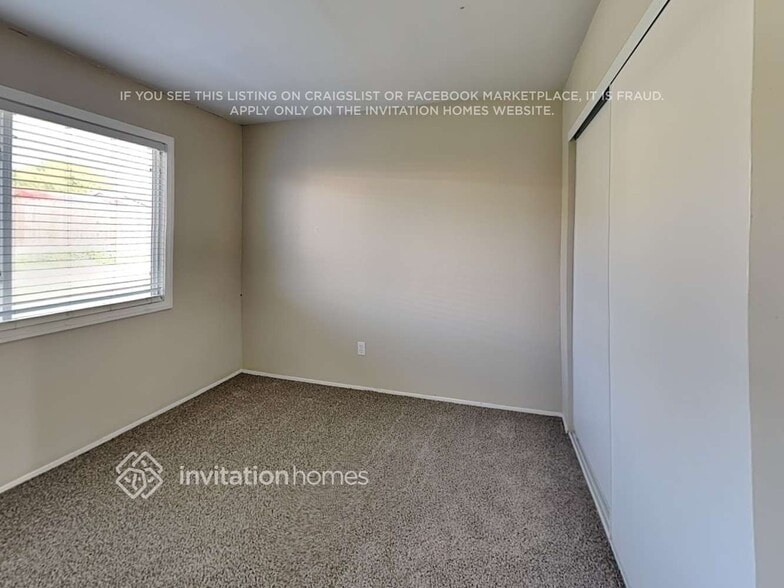 Building Photo - 10126 Stafford St