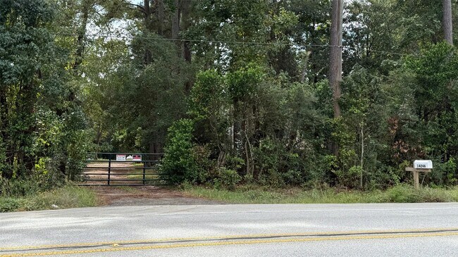 Building Photo - 14246 FM1314