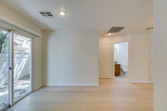 Building Photo - Bright & Inviting 3 Bedroom Home in 89148