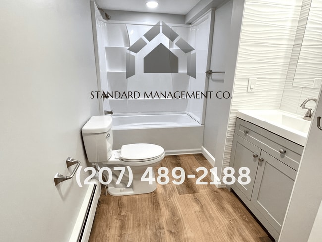 Building Photo - 65 Summer St