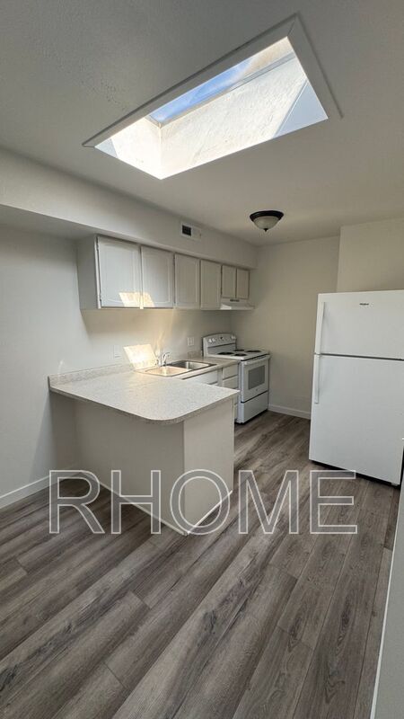 Building Photo - 3414 S 300 E