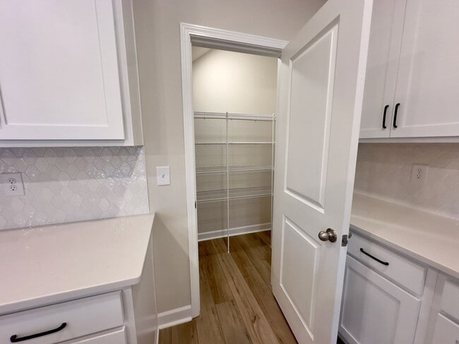Building Photo - Custom Home in Bella Vita!
