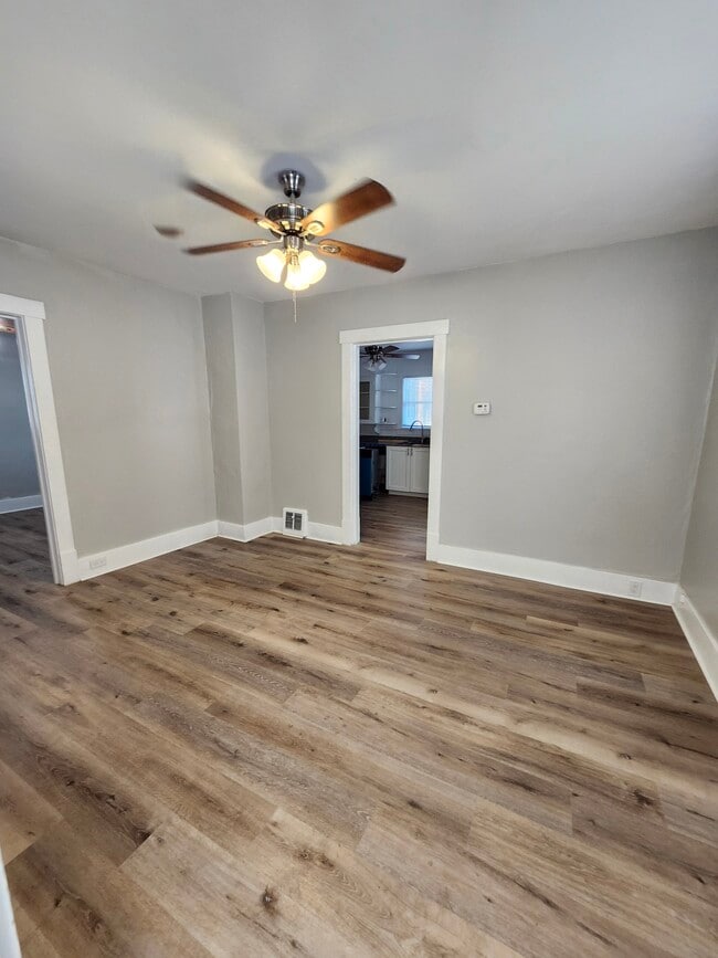 Building Photo - 412 A St