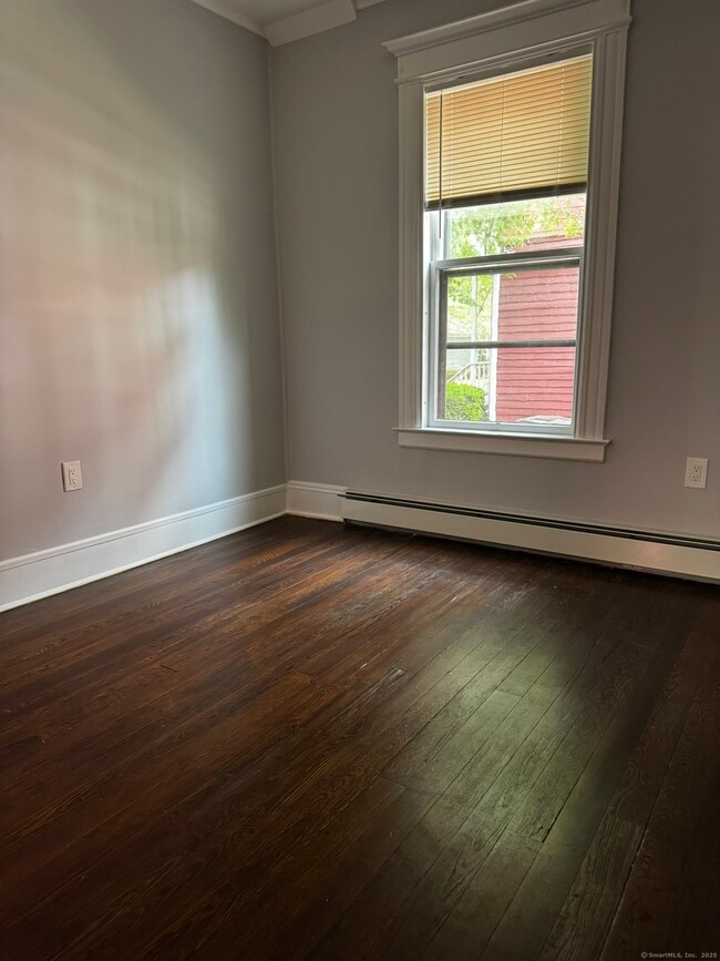 Building Photo - 177 Sisson Ave