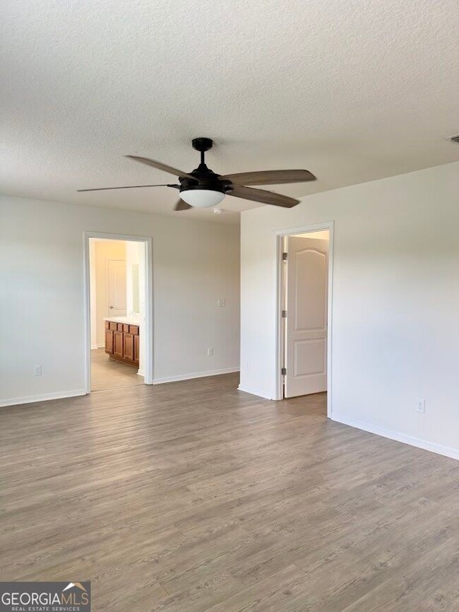 Building Photo - 101 Cedar Breeze Dr