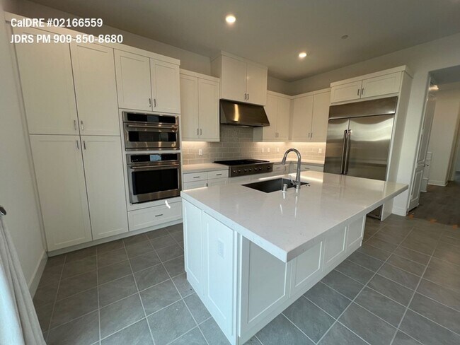 Building Photo - Hacienda Heights 4 Bedroom Home
