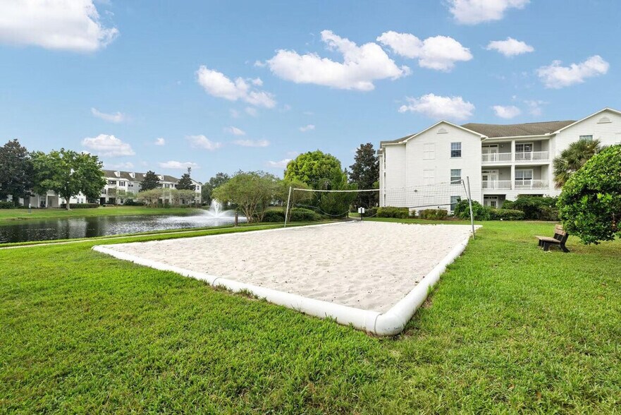 Building Photo - 4800 Seascape Way