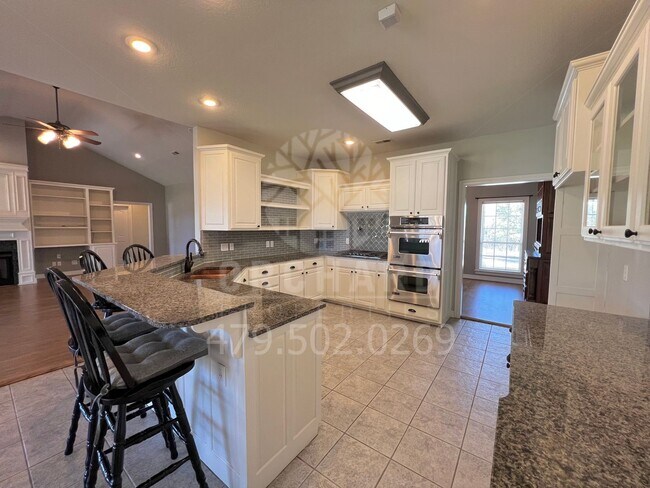 Building Photo - Single Family Home | Tontitown, AR | Stunning Home with Separate Shop