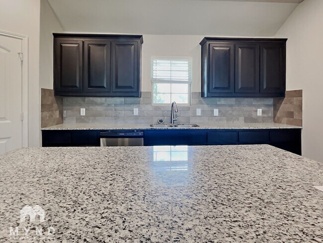 Building Photo - 3905 Chippewa Ct