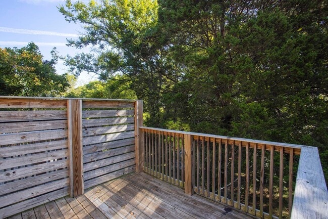 Building Photo - 3307 Falls Creek Dr