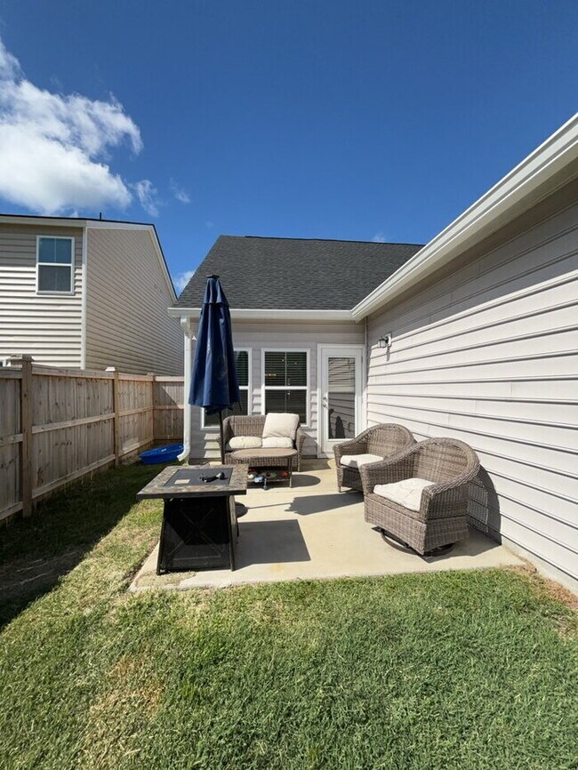 Building Photo - 135 Wood Sage Run