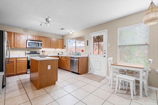 Building Photo - 3617 Hudgins Ranch Rd