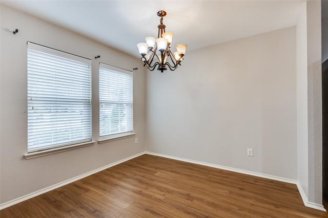 Building Photo - 1009 Oak Hollow Ln