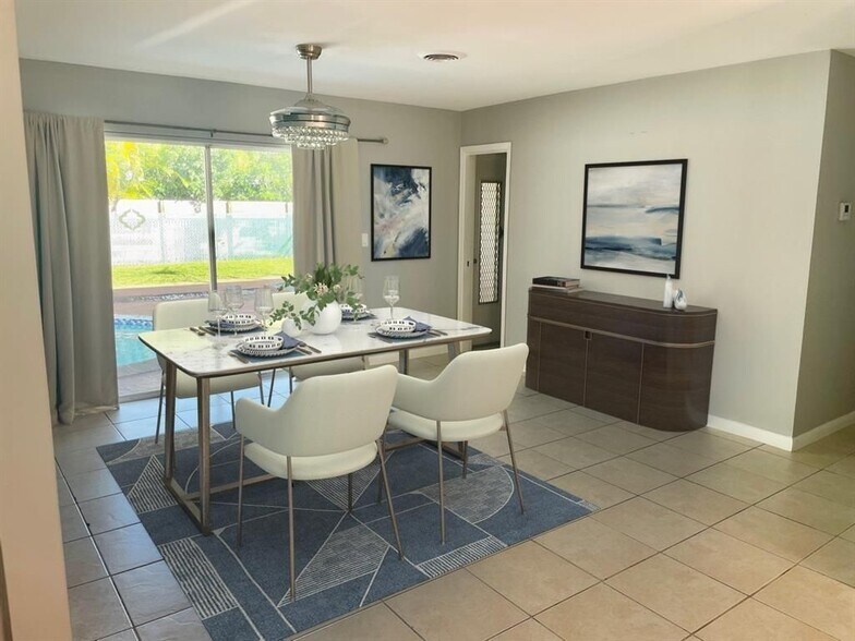 Building Photo - 6210 NE 21st Rd