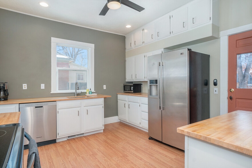 Building Photo - 515 West Mulberry Street