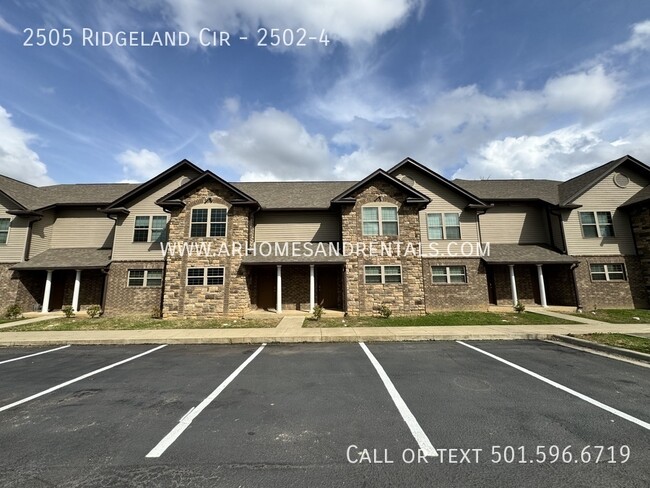 Building Photo - 2502 Ridgeland Cir